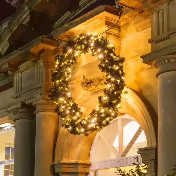 Large outdoor Christmas pre-lit wreath 150cm building facade display