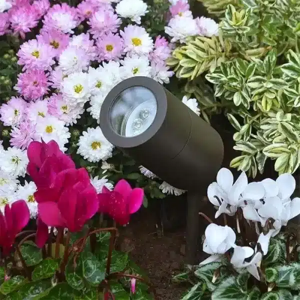 Low Voltage Spike Lights