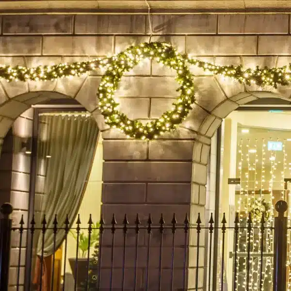 Outdoor Christmas pre-lit wreath 100cm with warm white LEDs