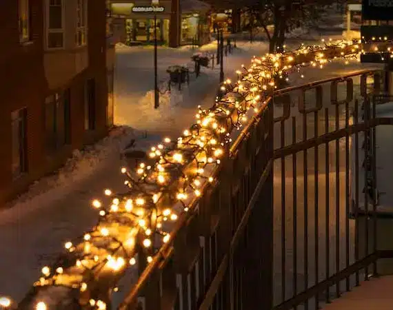 Connectable Cluster Christmas Lights